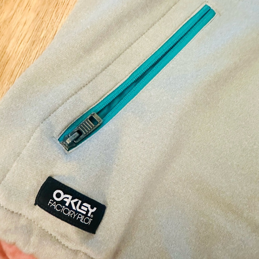 Oakley Teal and Gray Performance Jacket - Picture 2 of 5